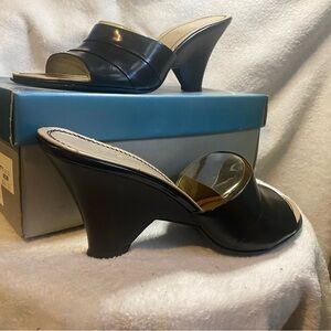 Nine West Black Leather Mules